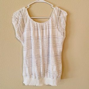 White Pattern Stitched White blouse